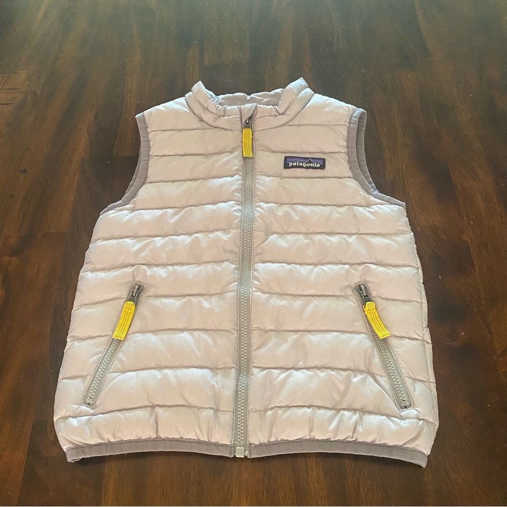 Patagonia Quilted Vest Sweater Down with Zipper Pulls